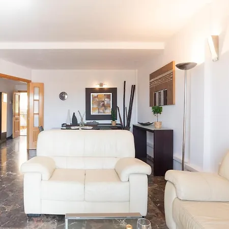 Malagasuite Ocean Views * Fuengirola